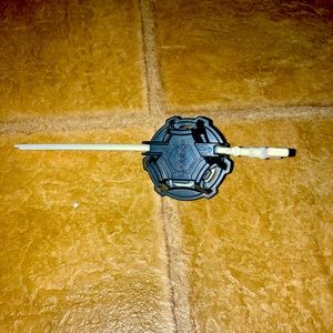 Beyblade Burst Launcher - Takara Tomy Grey & White